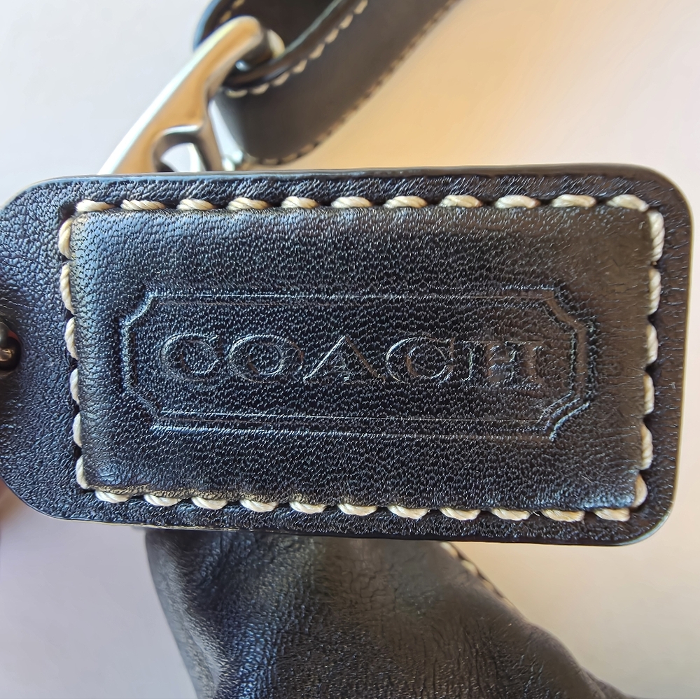SOLD Coach 9564 Legacy Demi Hobo Black Leather Vintage Shoulder Bag in EUC - Picture 6 of 9